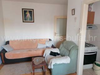 Flat in a building, Sale, Knin, Knin