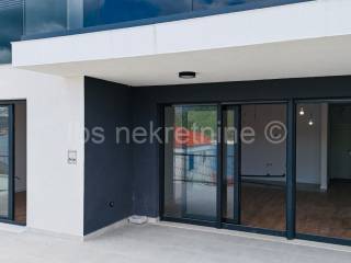 Stan u zgradi, Prodaja, Marina, Marina