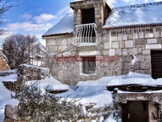 House, Sale, Lovreć
