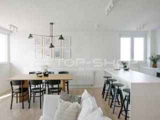 Flat in a building, Sale, Zagreb, Donji Grad