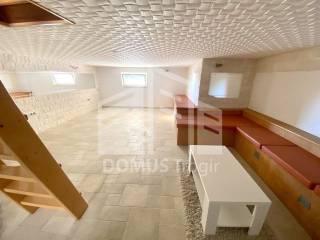 Flat in a building, Sale, Seget, Seget Donji