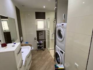 Flat in a house, Sale, Solin, Centar