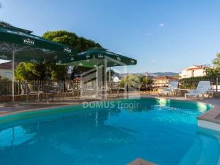 Luxury villa, Sale, Okrug, Okrug Gornji