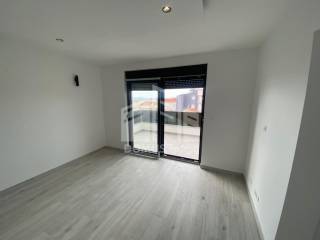 Flat in a new building, Sale, Okrug, Okrug Gornji