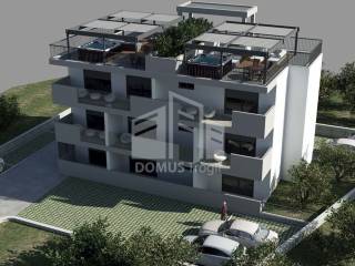 Flat in a new building, Sale, Okrug, Okrug Gornji