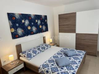 Flat in a building, Sale, Pula, Pula