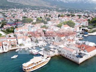 Stone house, Sale, Kaštela, Kaštel Gomilica