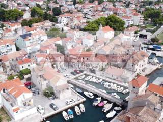 Stone house, Sale, Kaštela, Kaštel Gomilica