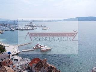 Stone house, Sale, Kaštela, Kaštel Gomilica