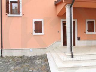 Leasure property, Sale, Buje, Kaldanija