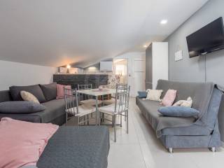 Flat in a building, Sale, Karlobag, Cesarica