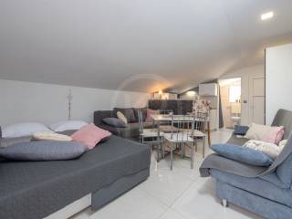 Flat in a building, Sale, Karlobag, Cesarica