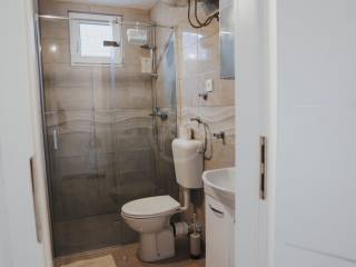 Flat in a building, Sale, Karlobag, Cesarica