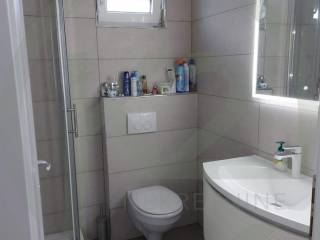 Flat in a building, Sale, Preko, Preko