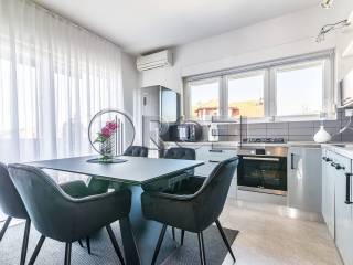 Flat in a building, Rent, Zagreb, Maksimir