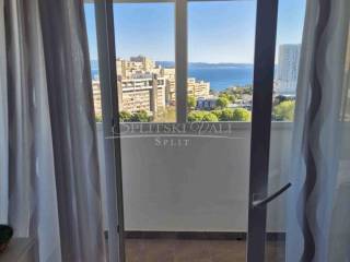 Flat in a building, Sale, Split, Split