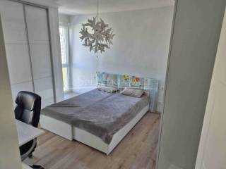 Flat in a building, Sale, Split, Split