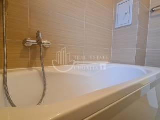 Flat in a building, Sale, Zagreb, Maksimir