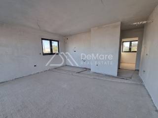 Flat in an urban villa, Sale, Nin, Zaton