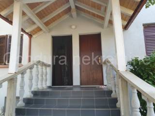 House with apartments, Sale, Jasenice, Maslenica