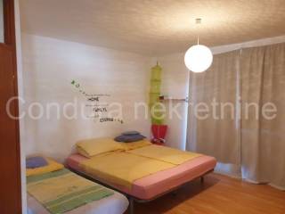 House with apartments, Sale, Jasenice, Maslenica