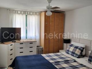 Leasure property, Sale, Nin, Nin