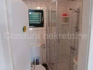 Leasure property, Sale, Nin, Nin