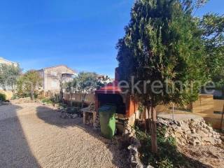 House by the sea, Sale, Vir, Vir