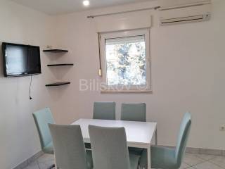 Flat in a building, Rent, Split, Split