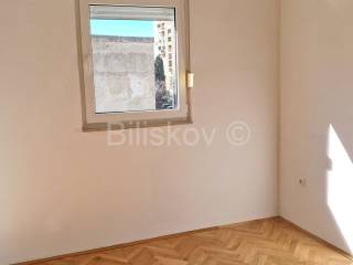 Flat in a building, Rent, Split, Split