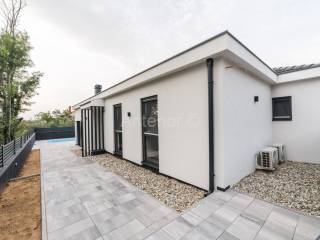 Samostojeca kuca, Prodaja, Privlaka, Privlaka