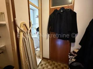 Flat in a building, Sale, Split, Split