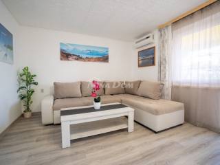 House with apartments, Sale, Vir, Vir