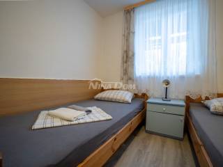 House with apartments, Sale, Vir, Vir