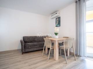 House with apartments, Sale, Vir, Vir