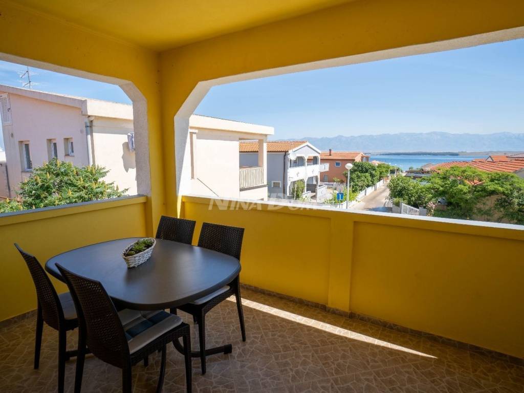 House with apartments, Sale, Vir, Vir