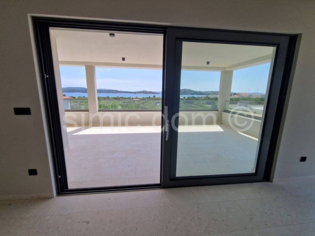 Apartment by the sea, Sale, Tribunj, Tribunj