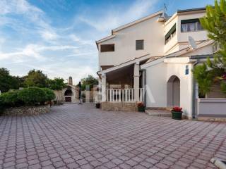 House by the sea, Sale, Marina, Vinišće