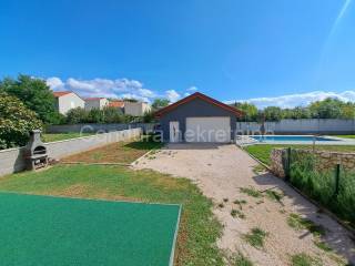 Samostojeca kuca, Prodaja, Privlaka, Privlaka
