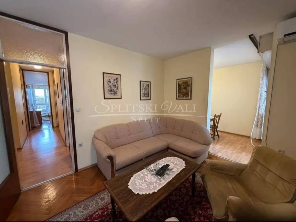 Flat in a building, Sale, Split, Split