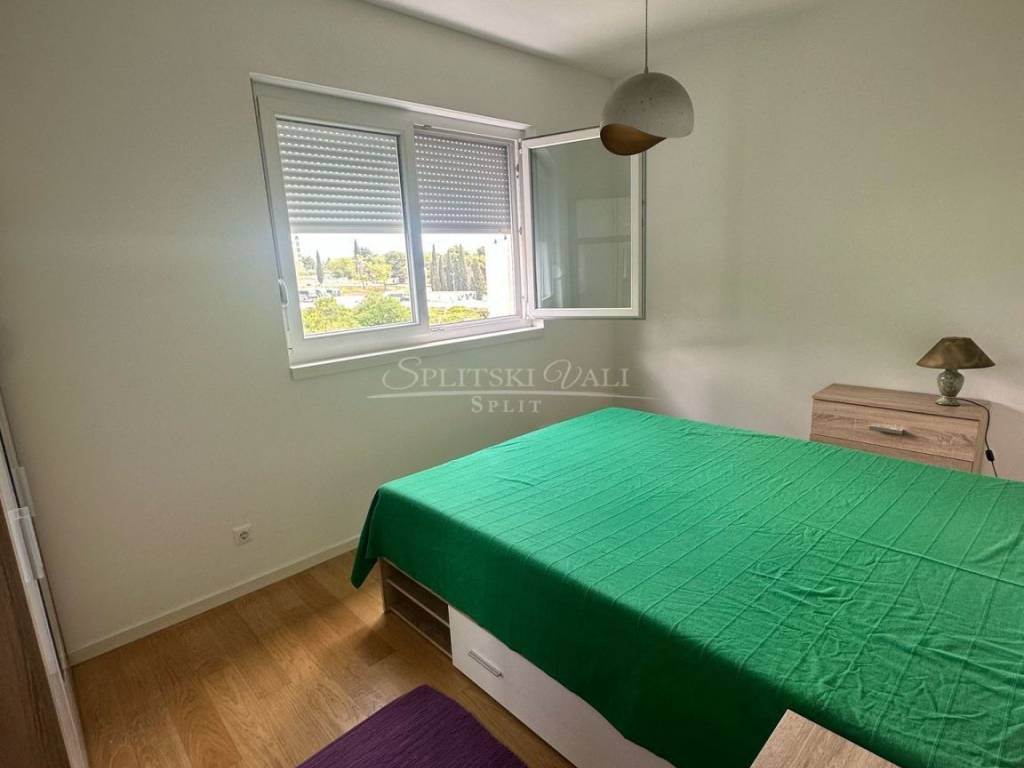 Flat in a building, Rent, Split, Split