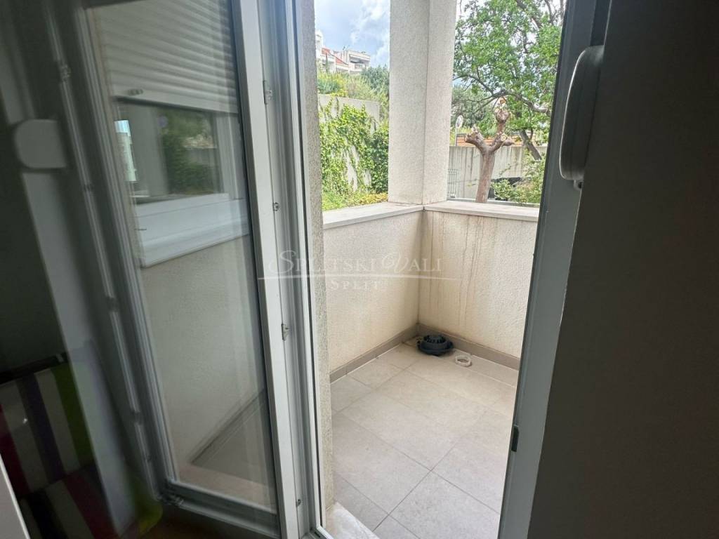 Flat in a building, Rent, Split, Split