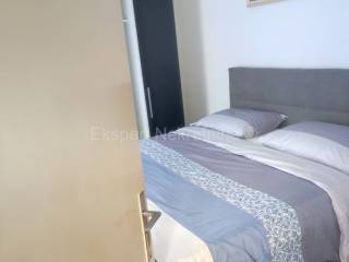 Flat in a house, Sale, Split, Split