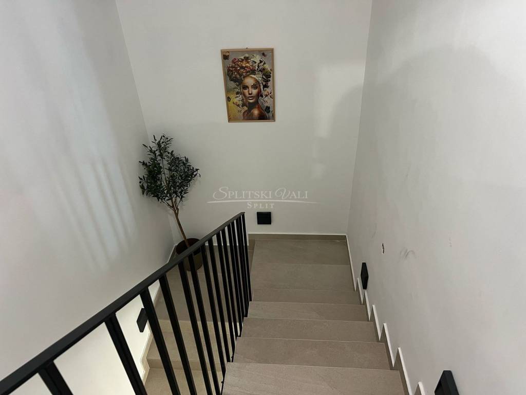 Flat in a building, Rent, Kaštela, Kaštel Stari