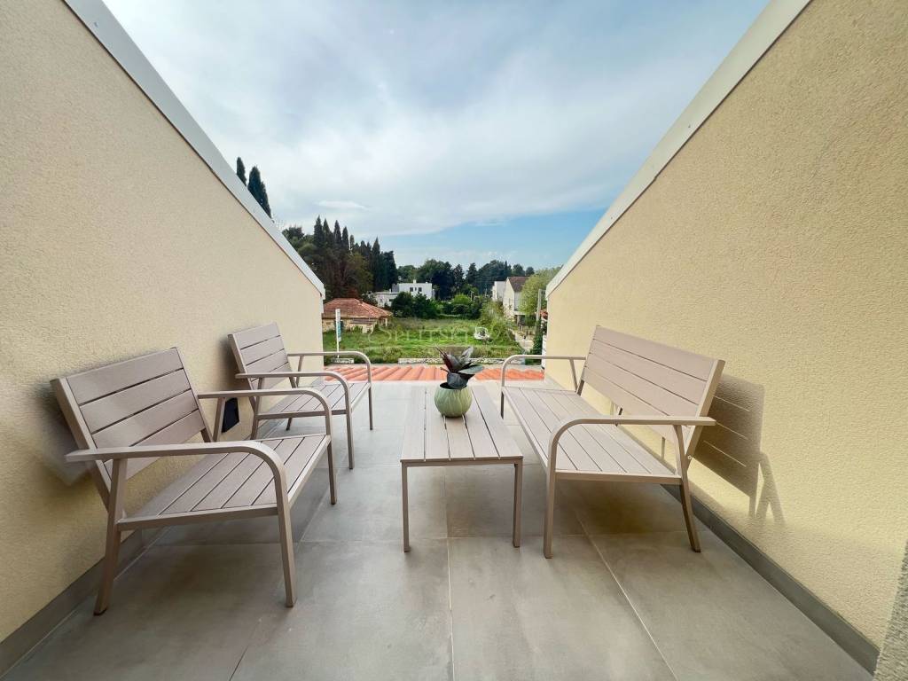 Flat in a building, Rent, Kaštela, Kaštel Stari