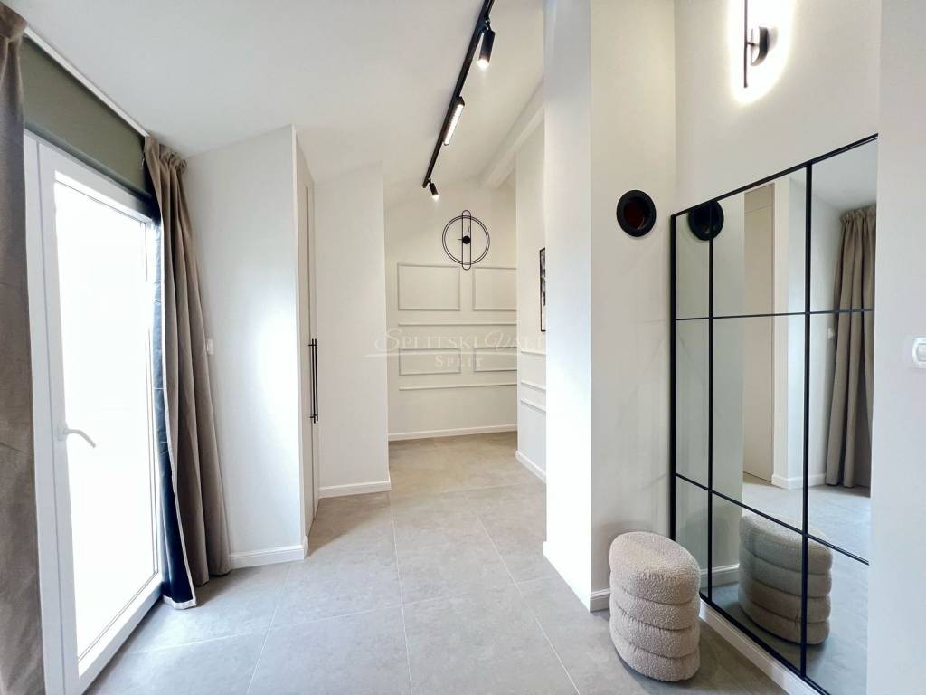 Flat in a building, Rent, Kaštela, Kaštel Stari