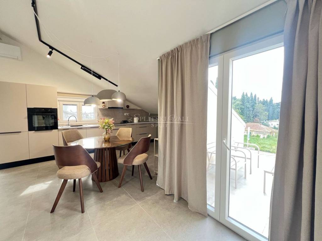 Flat in a building, Rent, Kaštela, Kaštel Stari
