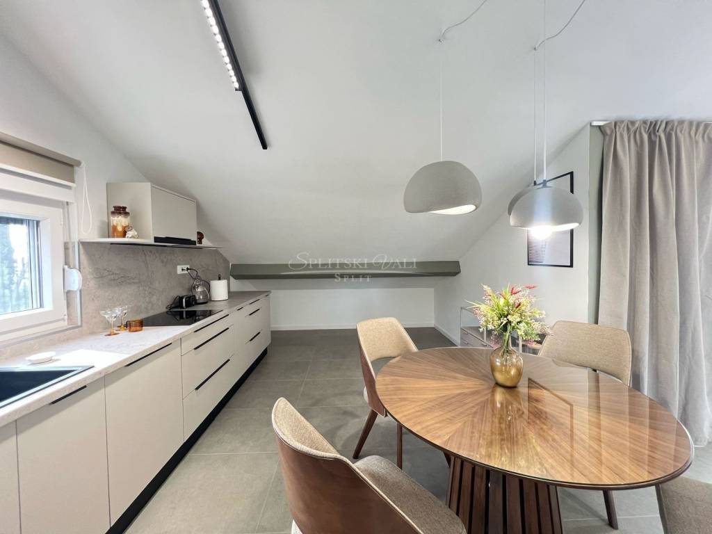 Flat in a building, Rent, Kaštela, Kaštel Stari