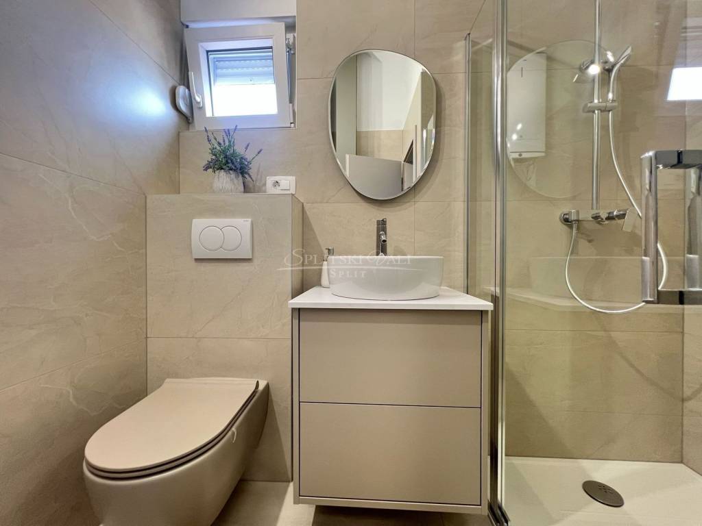 Flat in a building, Rent, Kaštela, Kaštel Stari
